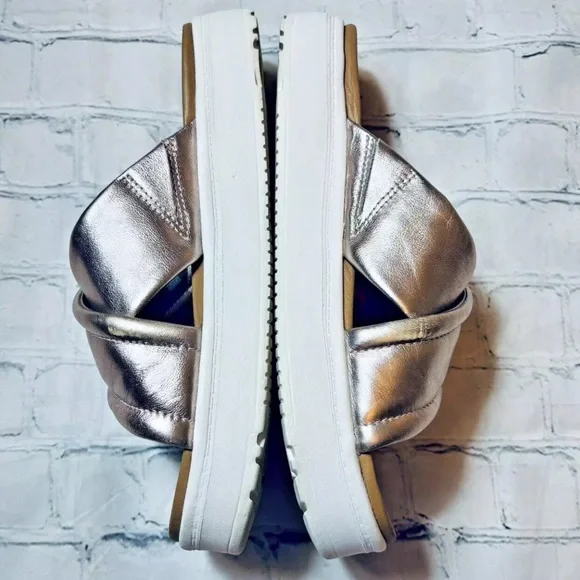 UGG Women Size 7.5 Zayne Crossband Rose Gold Metallic Slip On Platform Sandals - Picture 7 of 11